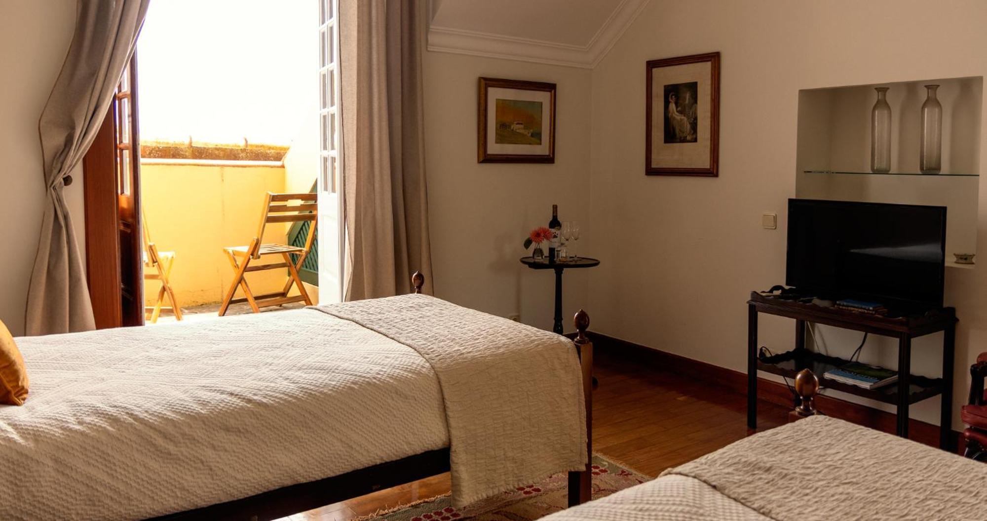 Quinta Da Nasce Agua Aparthotel อังกรา ดู เอโรอิสโม ภายนอก รูปภาพ