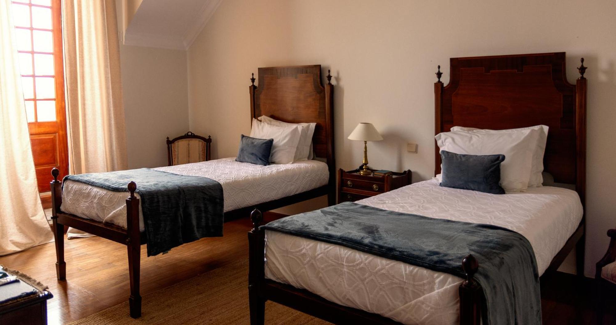 Quinta Da Nasce Agua Aparthotel อังกรา ดู เอโรอิสโม ภายนอก รูปภาพ